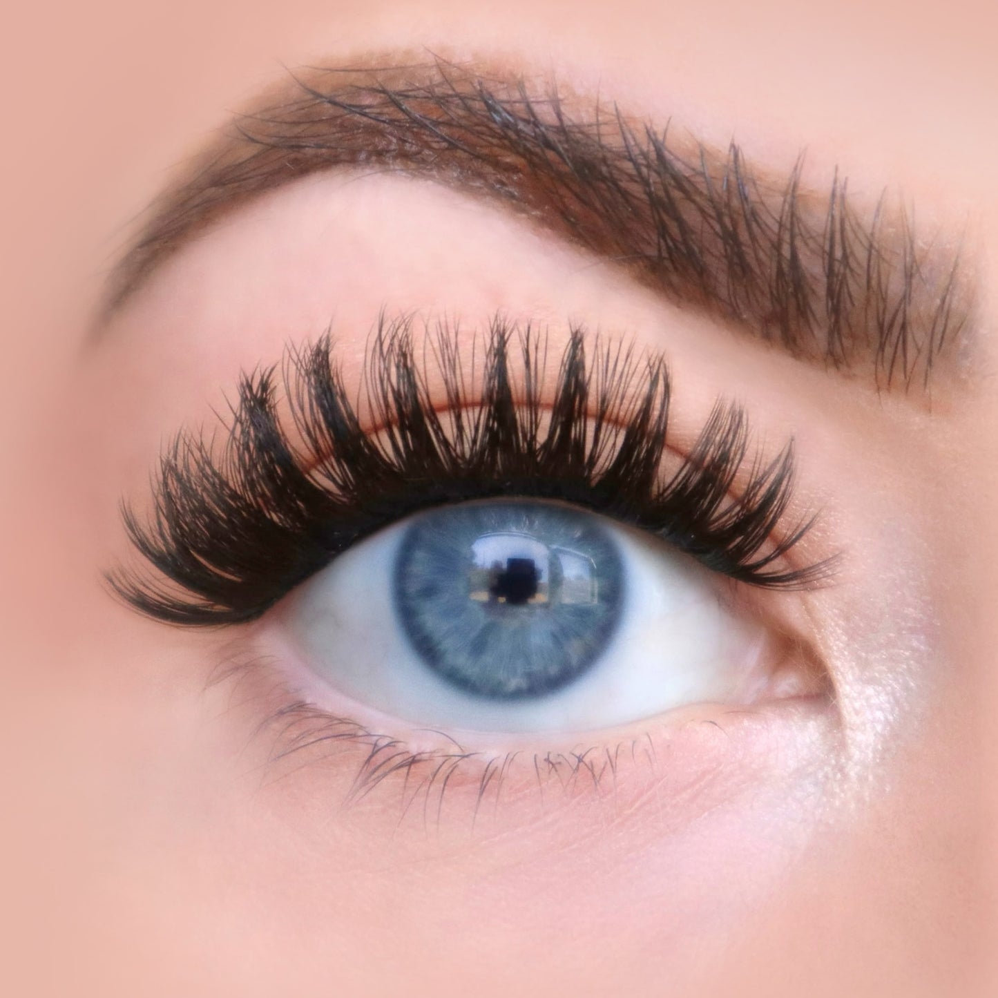 The Flirt | Eye Crop