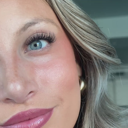 Lash Off™ Removal Spray