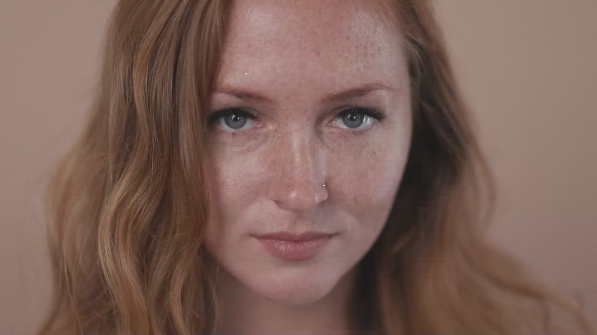 Video of models wearing The Happy (Medium) lashes